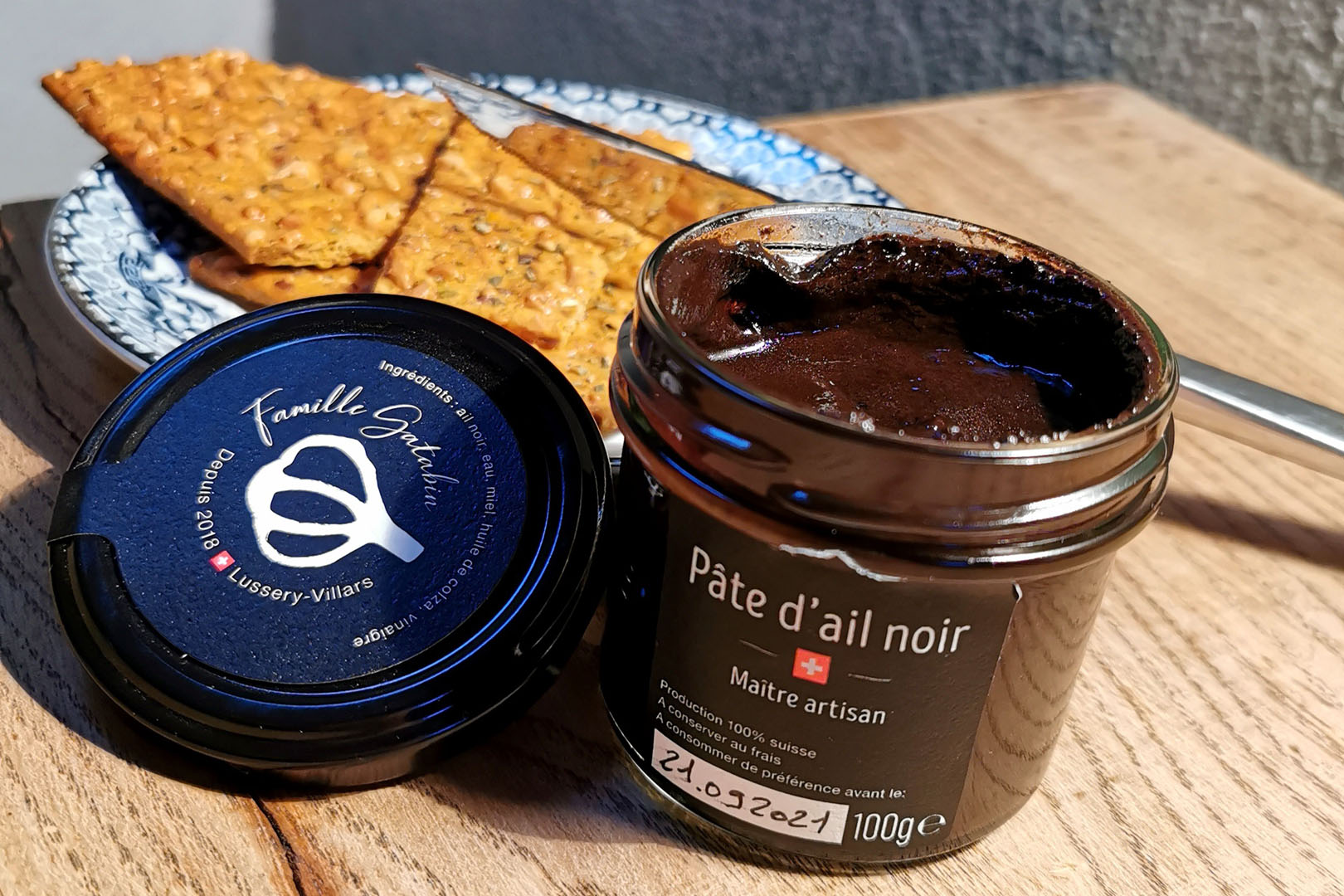 Tartine à l'ail noir